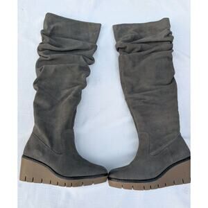 Vintage Foundry Co Womens Maisie Tall Suede Wedge Boots 9 Gray Slouch Soft Luxe‎
